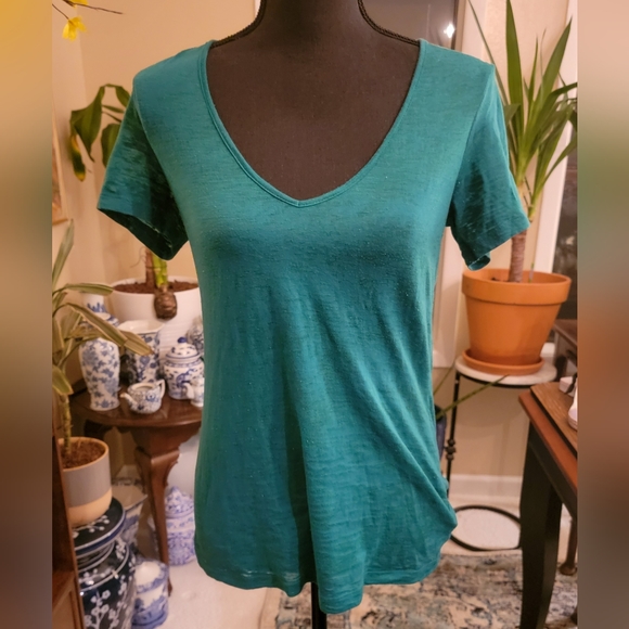 BDG Green Semi-Sheer V-Neck T-Shirt M - Picture 1 of 4